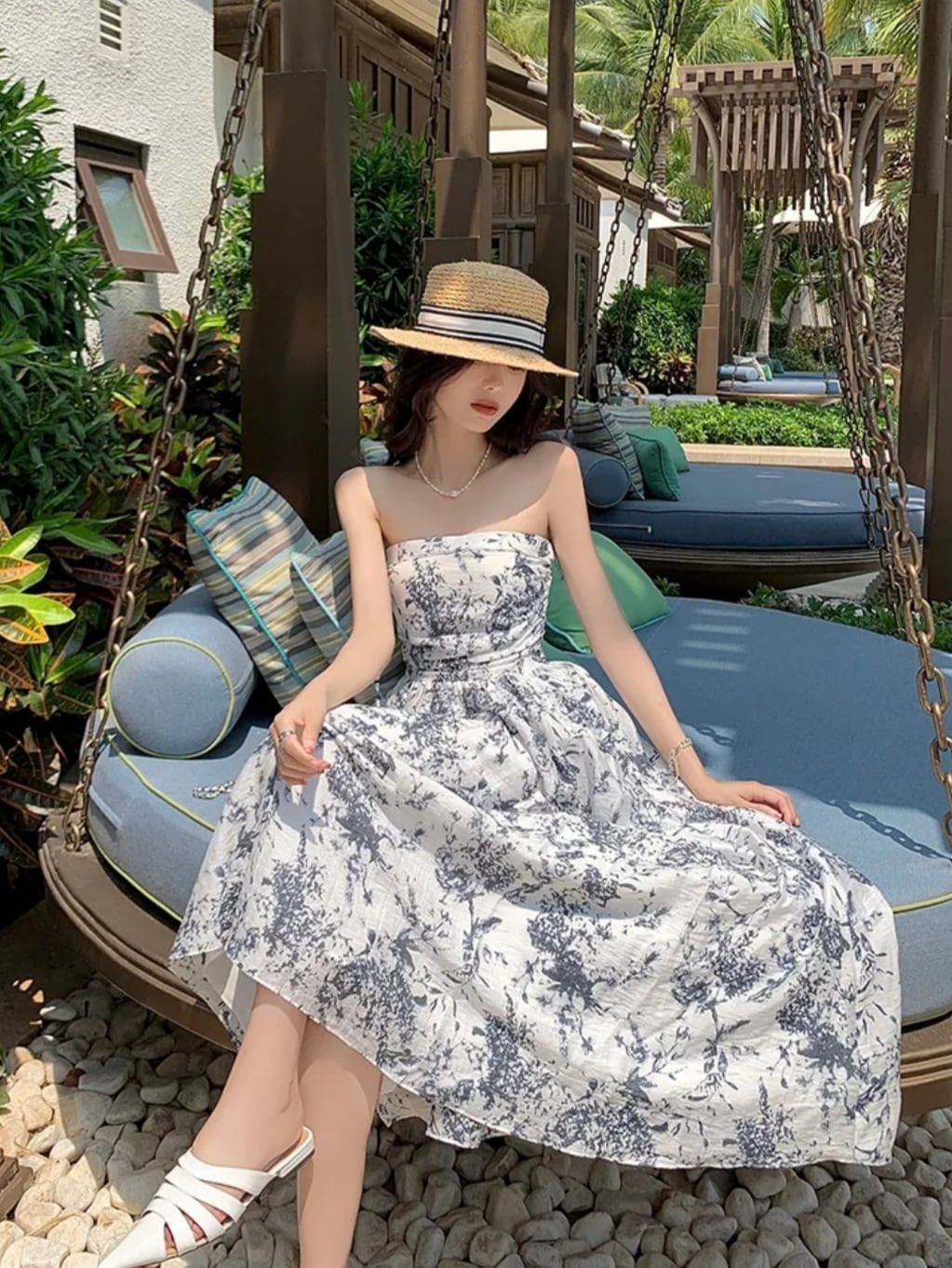 Bare Top Floral Summer ops《 即日発送 》