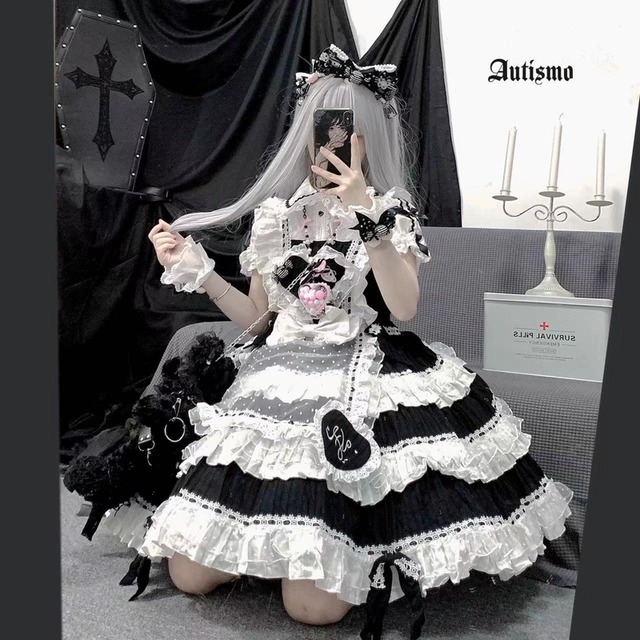 ゴスロリ通販 With U ステージ衣装 ジャンパースカート  ケーキスカート パフスリーブ メイド服  病み可愛い 秋葉原系 イベント衣装 コンカフェ ゴスロリ服 病み服