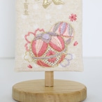 お名前旗 【ゆい 薄金刺繍 特小サイズ】 花柄｜刺繍｜女の子｜ひな祭り｜お名前入れ thumbnail 5