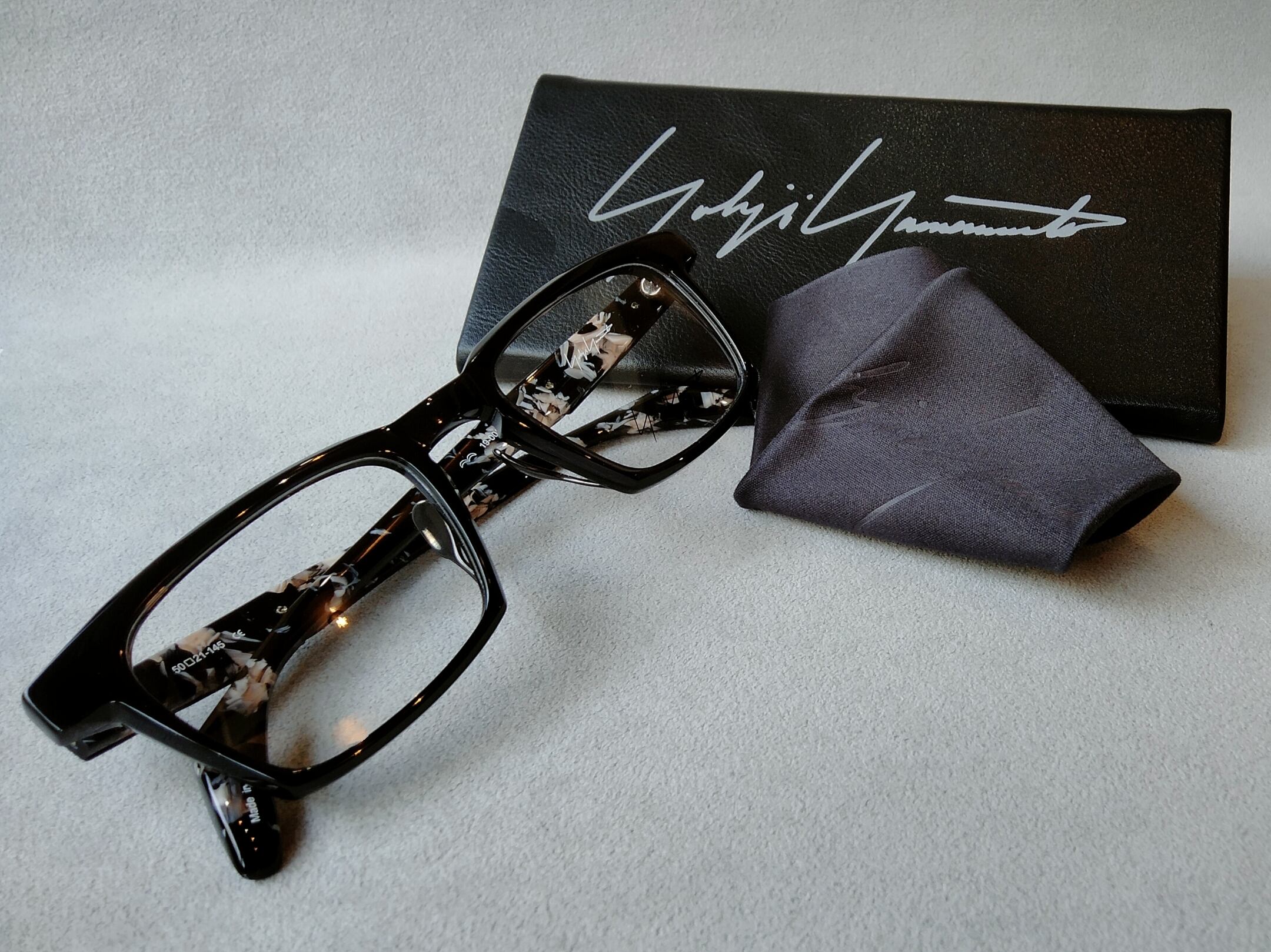 YOHJI YAMAMOTO (ヨウジヤマモト) EYEWEAR『19-0085/1.CLEAR BLACK