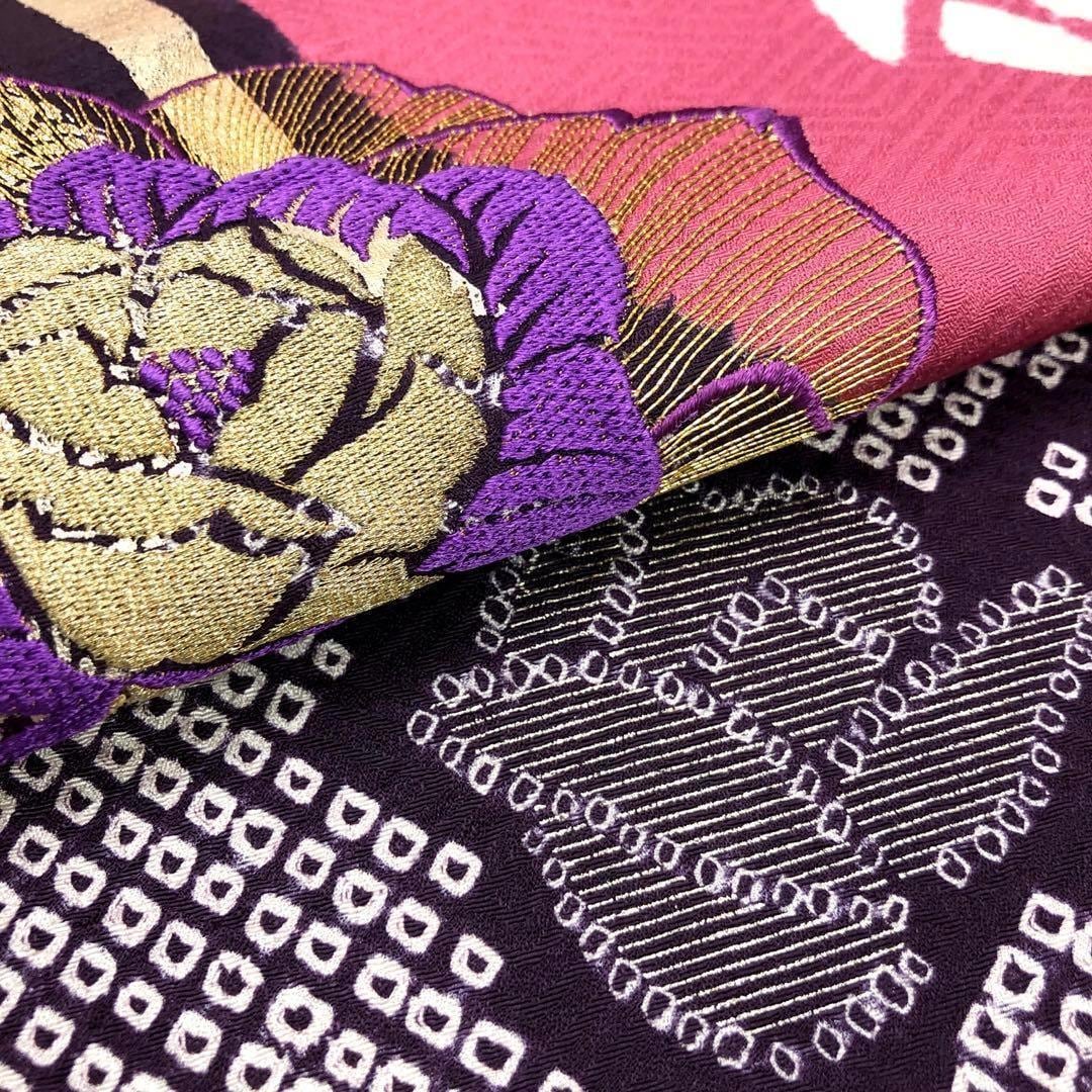 振袖 薔薇の刺繍花模様 絞り花模様 紗綾形 紅鶸色 K-3224 振袖 薔薇の刺繍花模様 絞り花模様 紗綾形 紅鶸色 K-3224