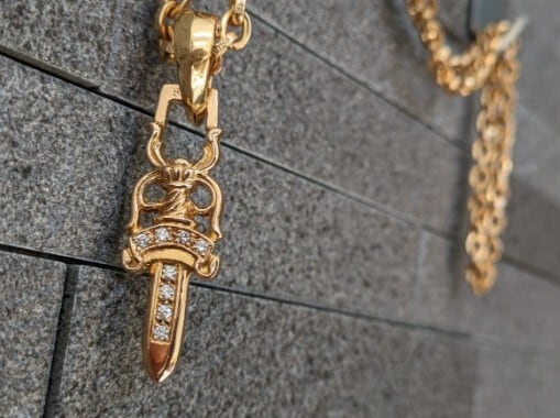 CHROME HEARTS クロムハーツ #10 ダガーペンダント パヴェダイヤ CHROME HEARTS クロムハーツ #10 ダガーペンダント パヴェダイヤ