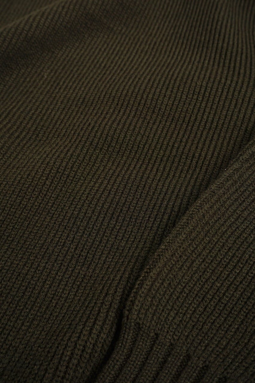 Hand Framed High Neck P/O