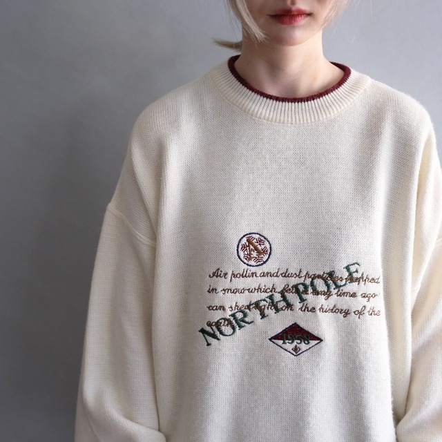 neck rib line embroidery font design loose sweater