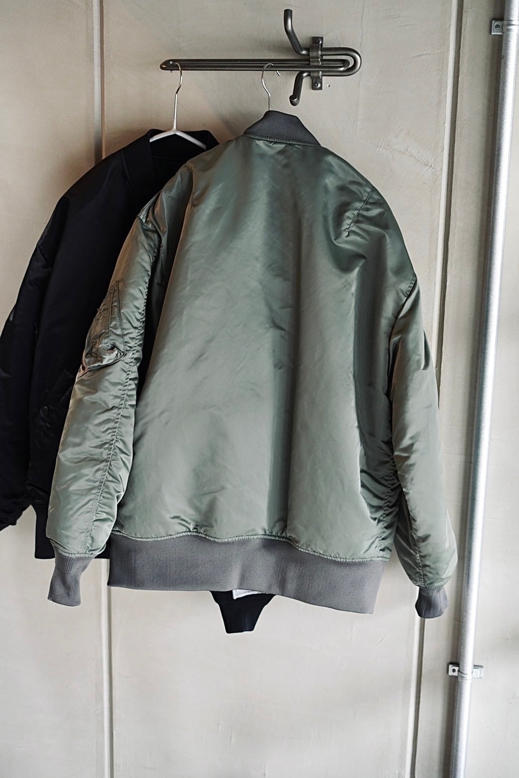 HYKE / TYPE MA-1 JACKET (BLACK , OLIVE DRAB) | JUQUI Online HYKE / TYPE MA-1 JACKET (BLACK , OLIVE DRAB) | JUQUI Online