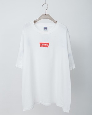 "Levi's" both sides print T-shirt