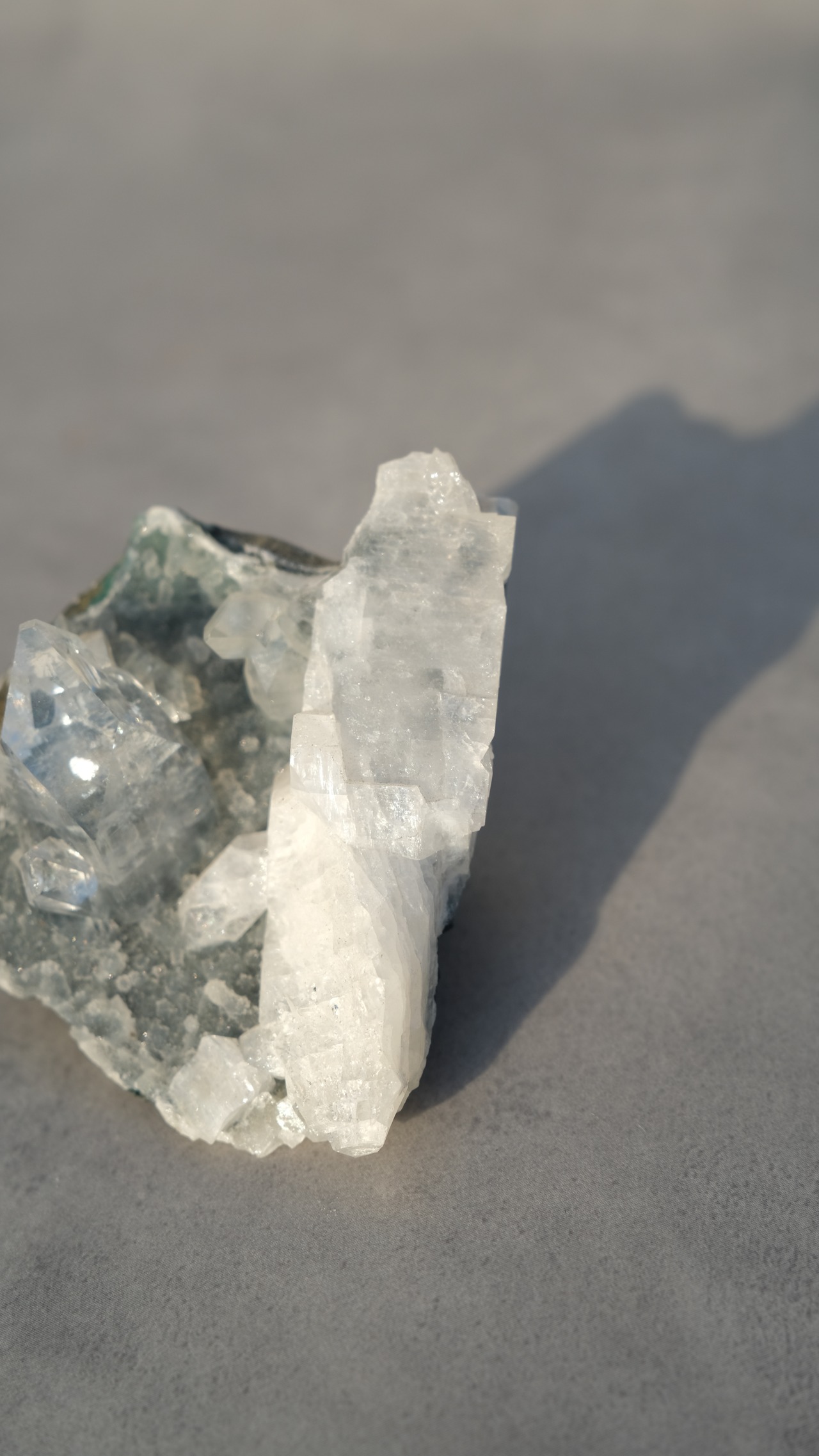 アポフィライト「光の雫」 | Apophyllite ◇ 天然石・鉱物・パワーストーン・原石 | st00240