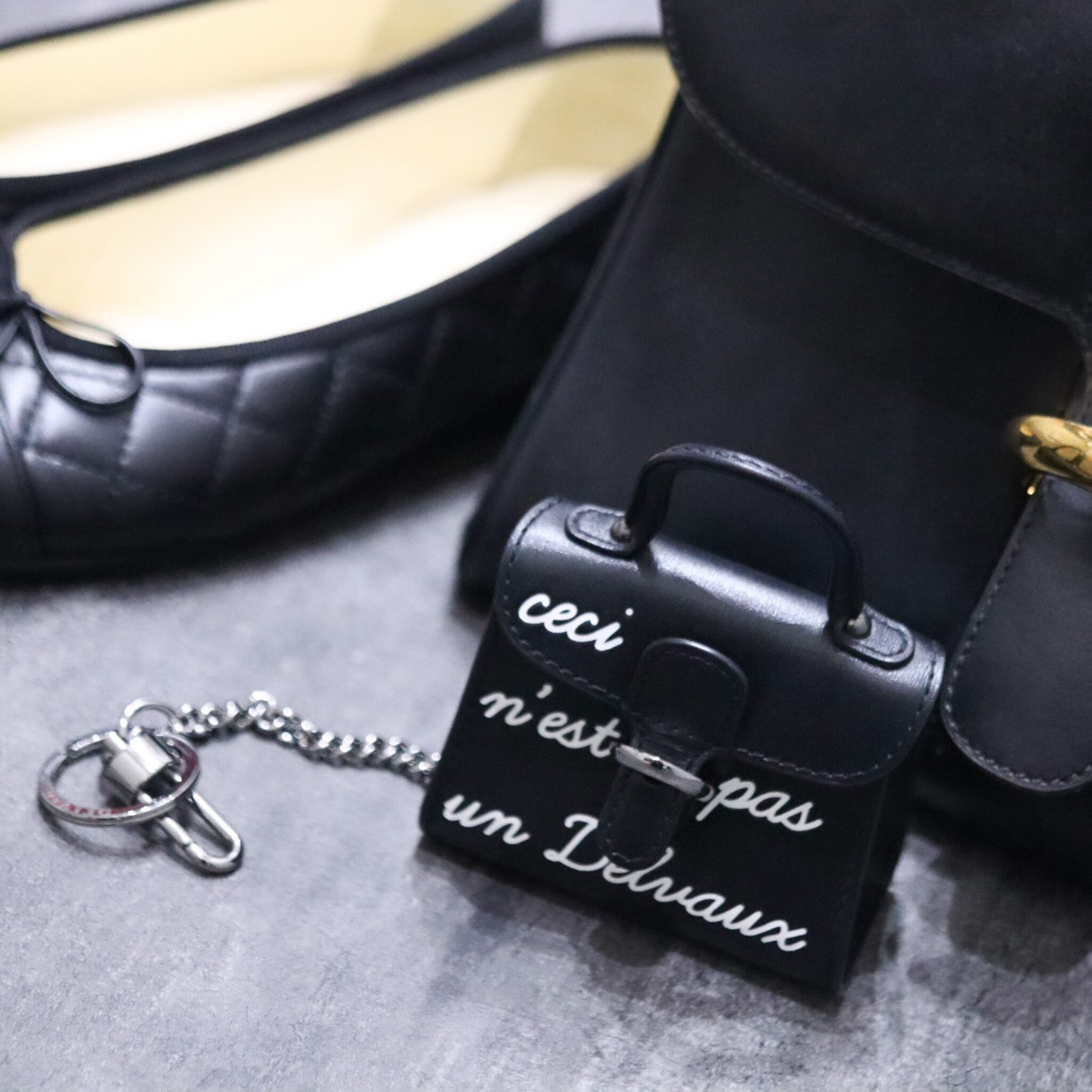 デルヴォー ミニチュアバッグ チャーム ルーモア | Ante Official select 