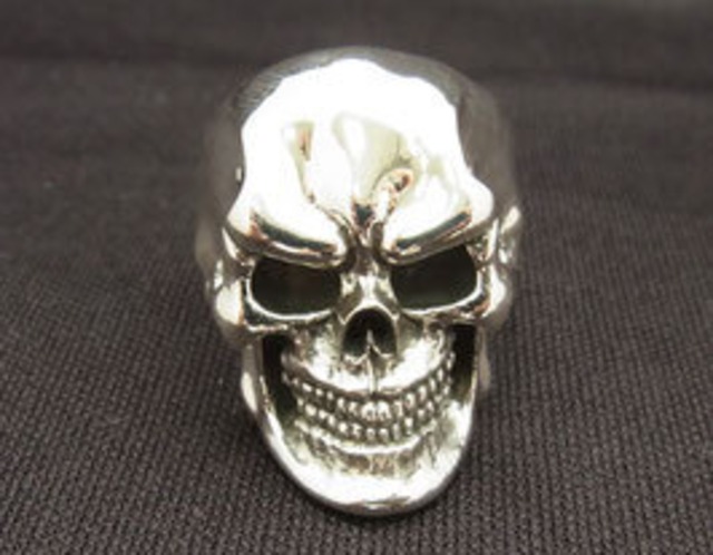 GSKR-008 : Standard Skull Ring Small