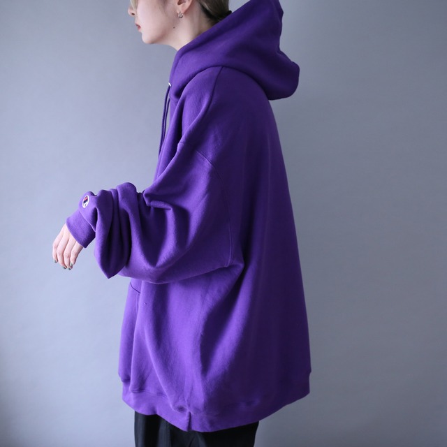 "Champion" violet color super over silhouette sweat parka