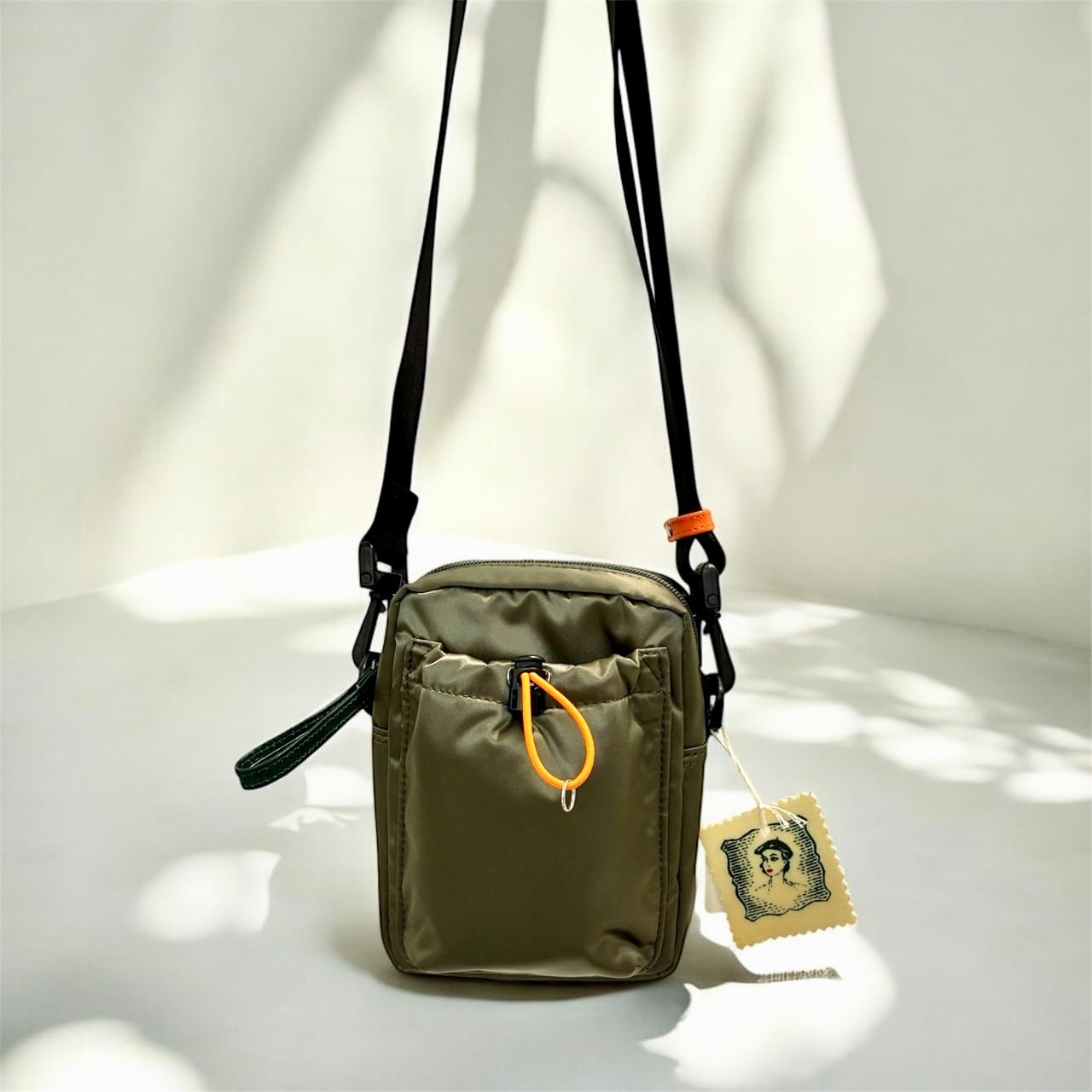 再入荷！DEUX MILLE ドゥミル ボンディングミニショルダー[Silver