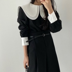 Round collar blouse in 2 colors S1569