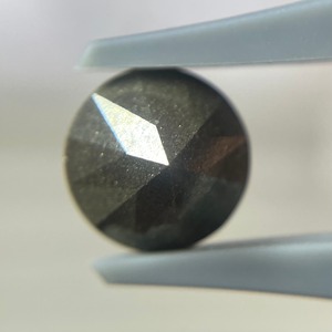 隕石（メテオライト）/ ルース, 7.8mm, 3.85cts