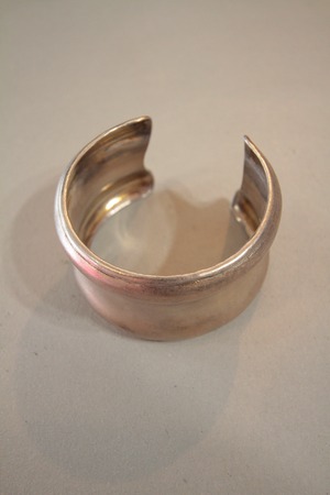vintage silver bangle 1