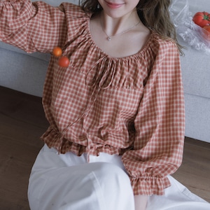 check pattern gather blouse