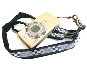 カメラストラップ　2㎝巾　コンパクトカメラ＆携帯用　両面　みんさー柄　黒×黒