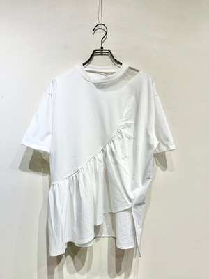 MARECHAL TERRE　フリルデザイントップス