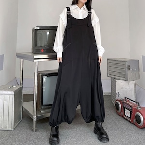 BLACK SARROUEL PANTS DESIGN OVERALL 1color M-5399