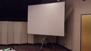 COURAGE　大型１５０インチ自立スクリーン　　イベント、式典でも実績あり！！　