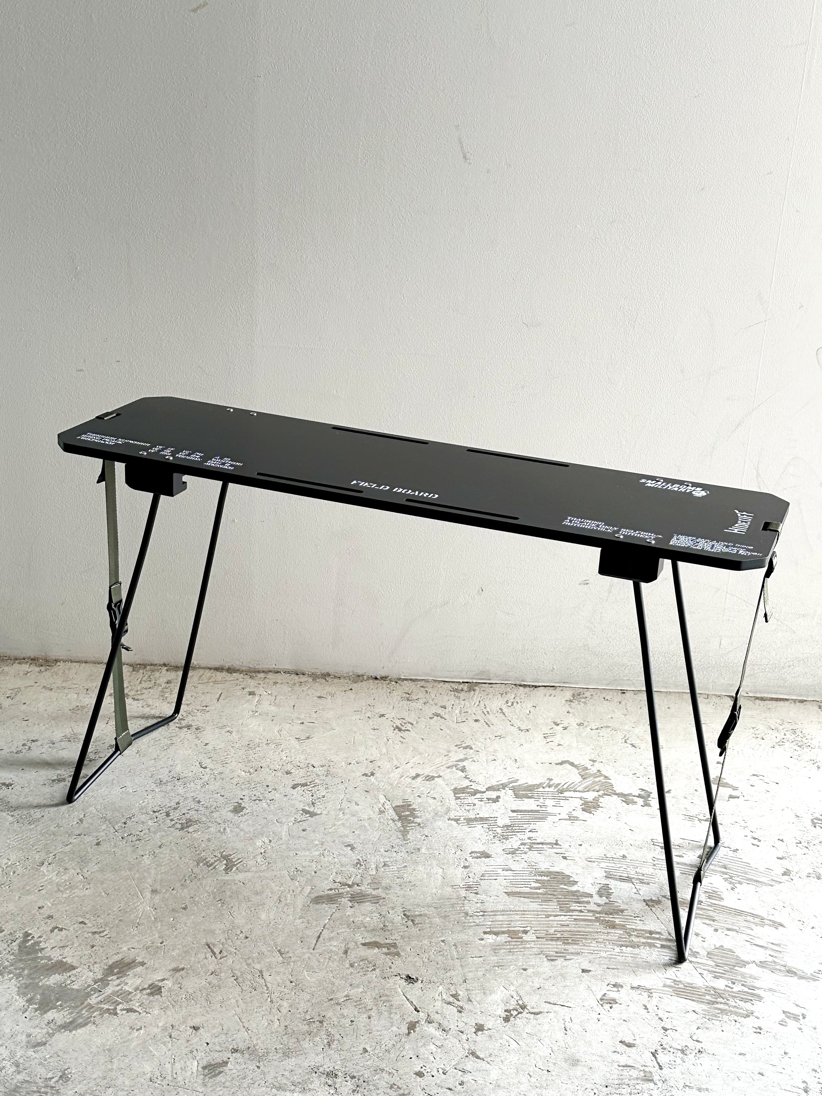 ソロテーブル yokaのミニテーブル「TRIPOD TABLE SOLO」をキャンプのプロがレビュー