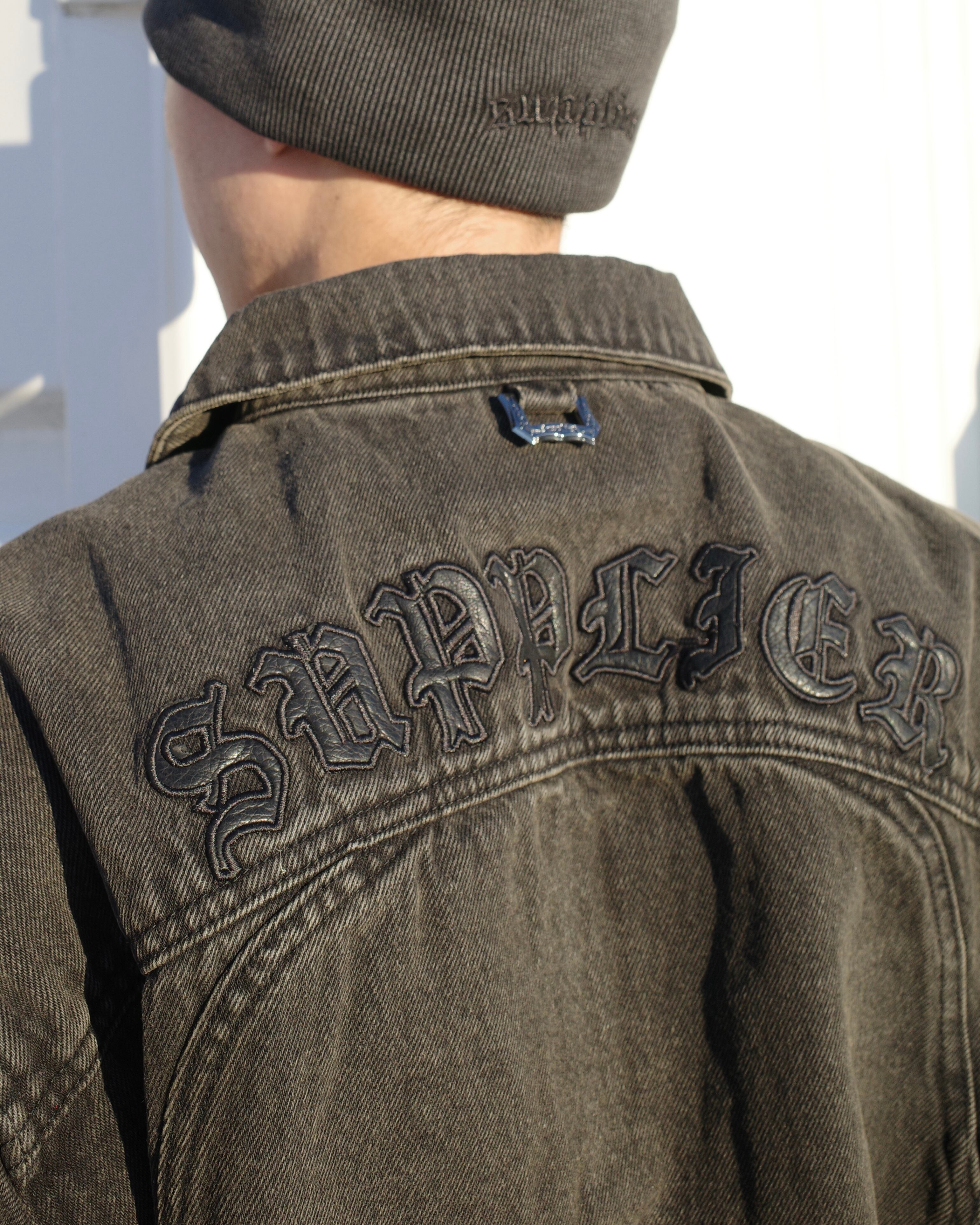 SUPPLIER】Cross Leather Patch Denim Jacket / Black | PARX