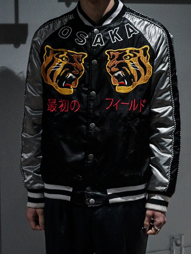 add (C) vintage】“阪神タイガース” Design Vintage Sukajan | Caka