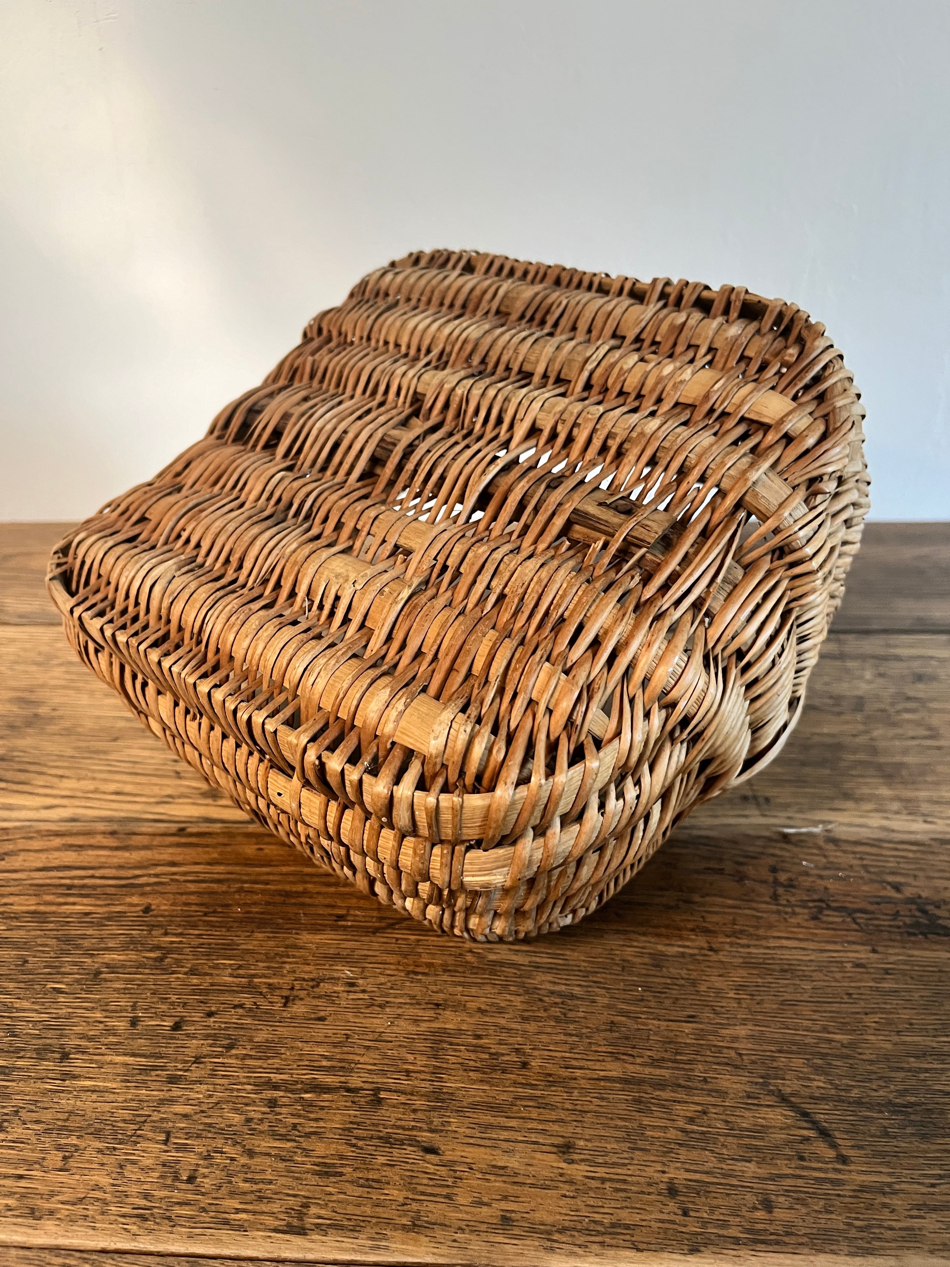 PANIER vintage＜フランスかご・ヴィンテージ・竹ハンドル・かご小さめ