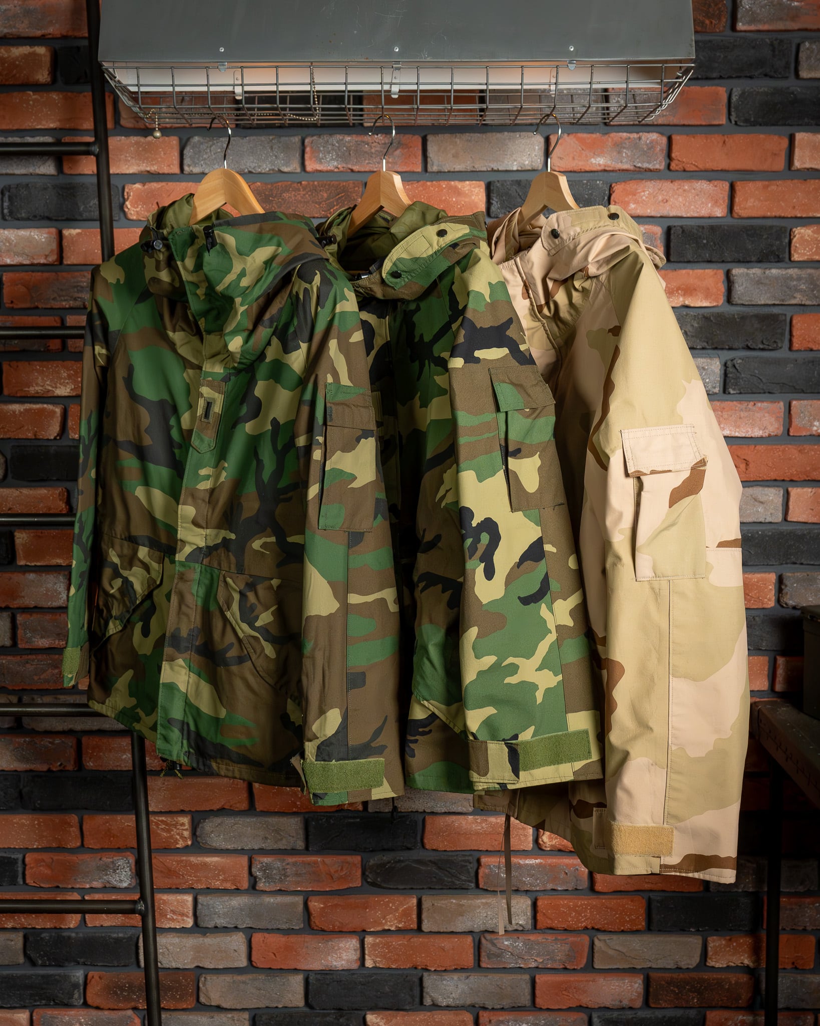 U.S.Army ECWCS Gen1 GORE-TEX PARKA Early Model 3Color Desert U.S.Army ECWCS Gen1 GORE-TEX PARKA Early Model 3Color Desert
