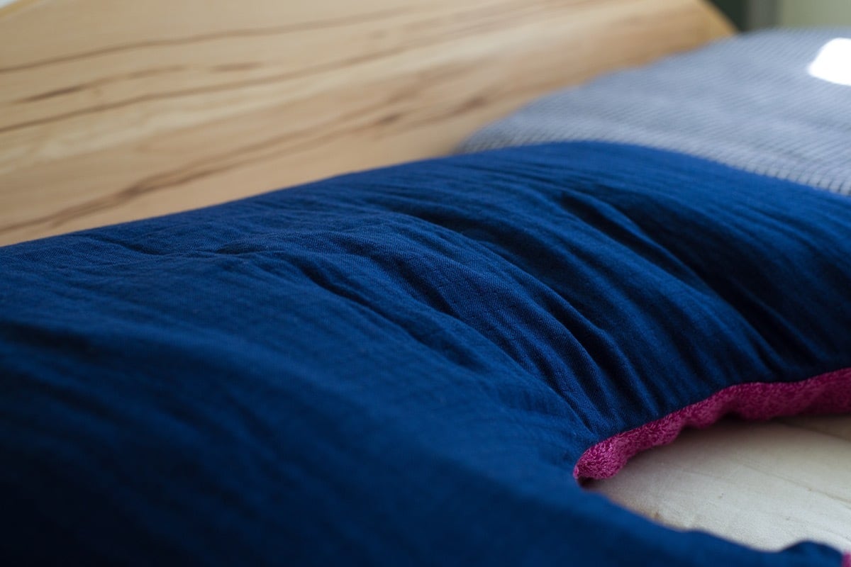 Hippopotamus｜U字 枕カバー｜ビッグサイズ／片面ロングパイル×片面