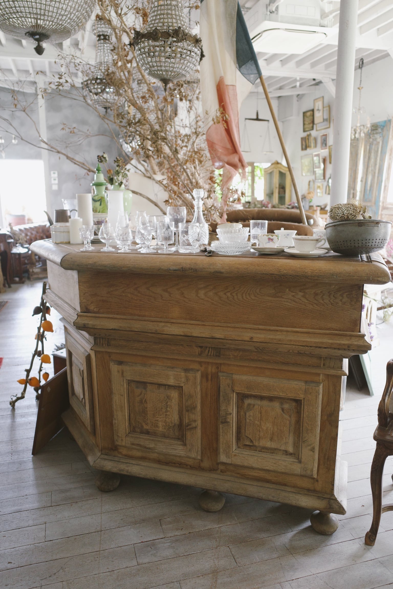 カウンター/アンティークカウンター/ディスプレイ/空間装飾/アンティーク/店舗什器/撮影背景