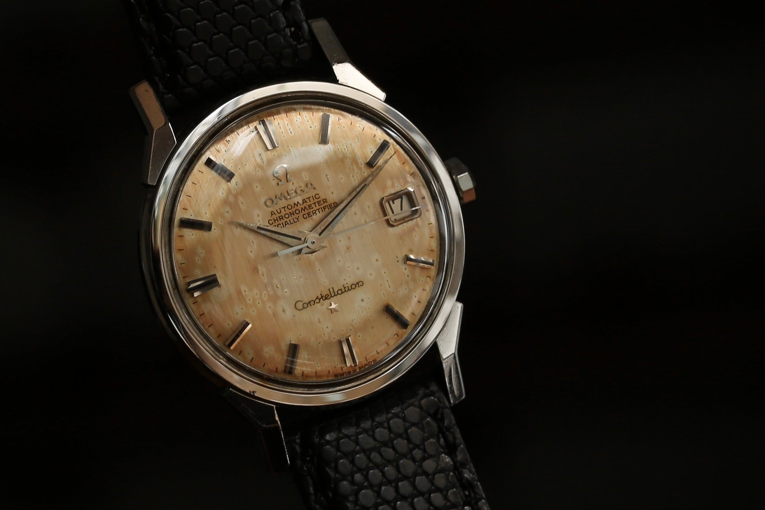 【OMEGA】 1963年製 オメガ 『コンステレーション デイト』 ボンベダイヤル×ポリゴンスタイル レッド・エイジング 自動巻き SS / Vintagewatch / constellation / Cal.561