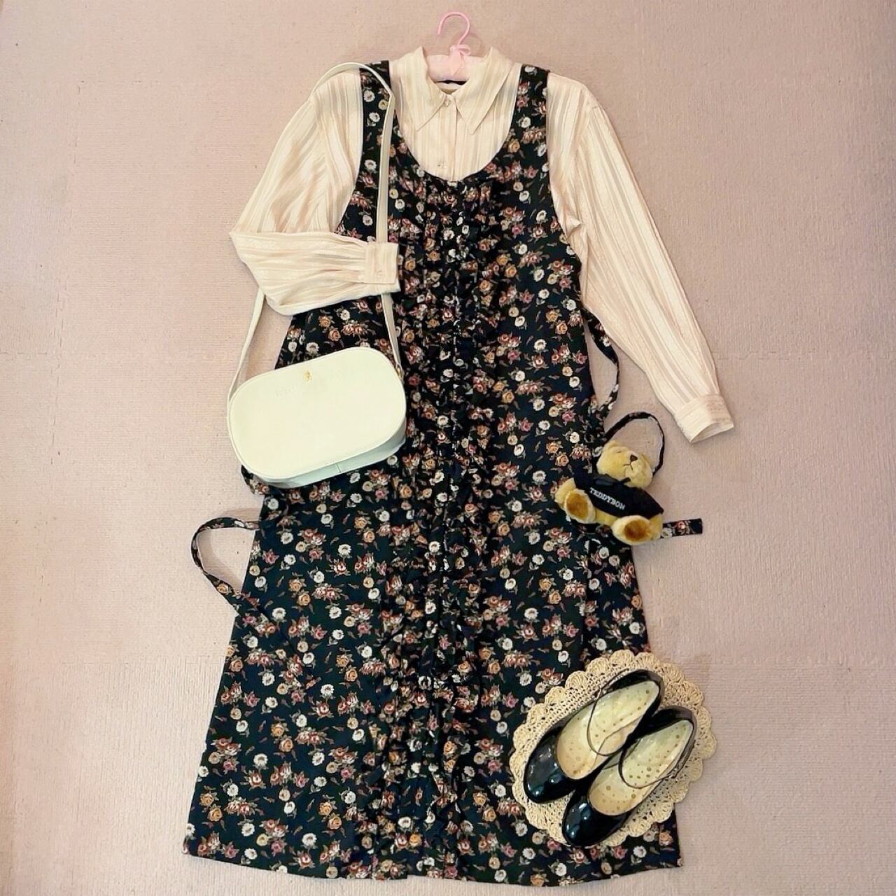 black flower frill button jumper skirt