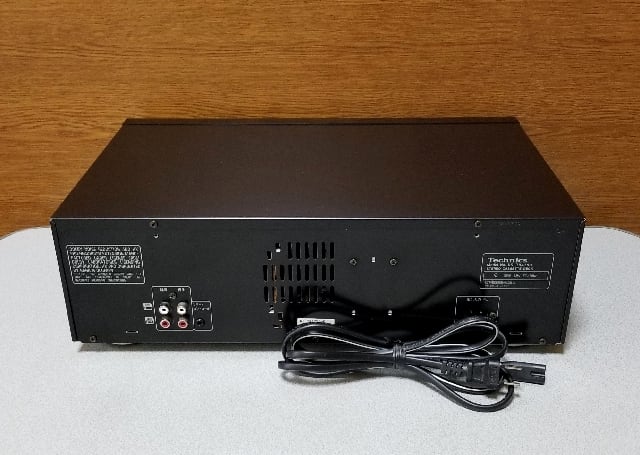ダブル録音テープデッキ Technics RS-TR4750 録音良好・完動品 ダブル録音テープデッキ Technics RS-TR4750 録音良好・完動品