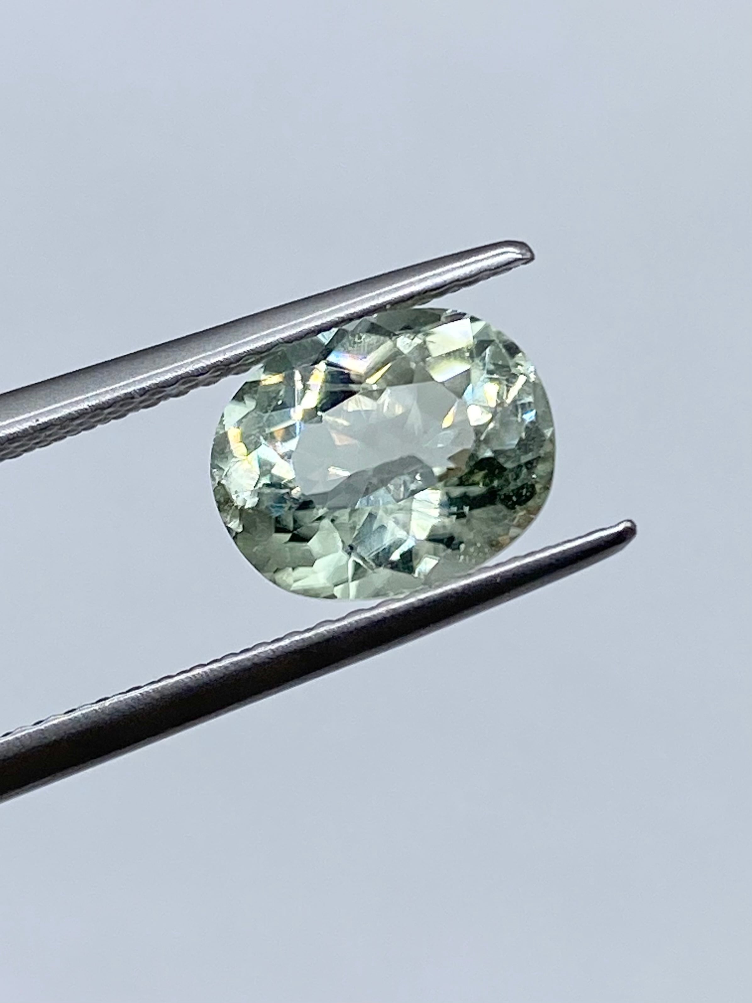 希少石】ヘルデライト 2.10ct ルース | シークレットベース