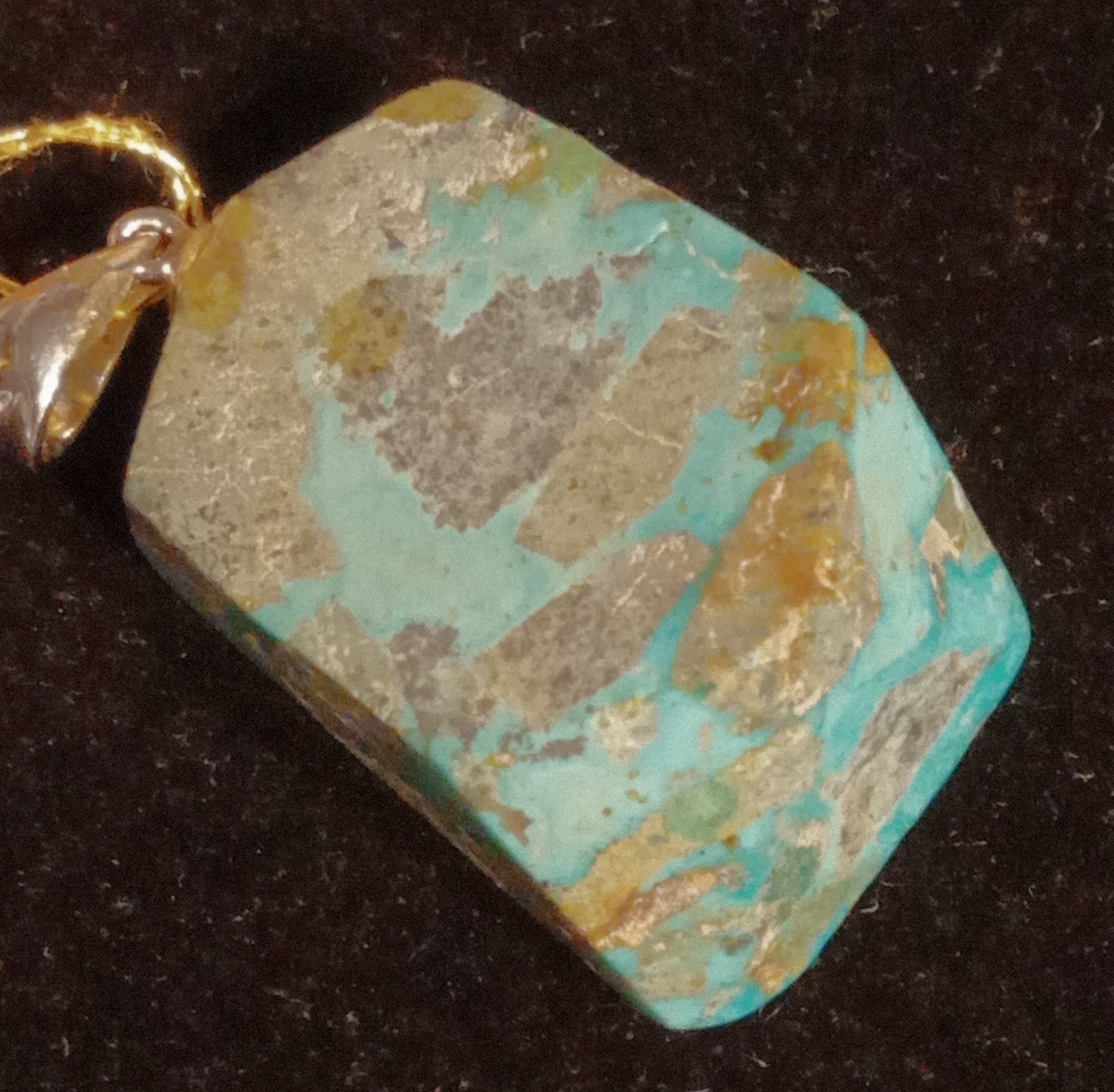 イラン産 ターコイズ ペンダント・トップ 25x16x8mm | Gallery