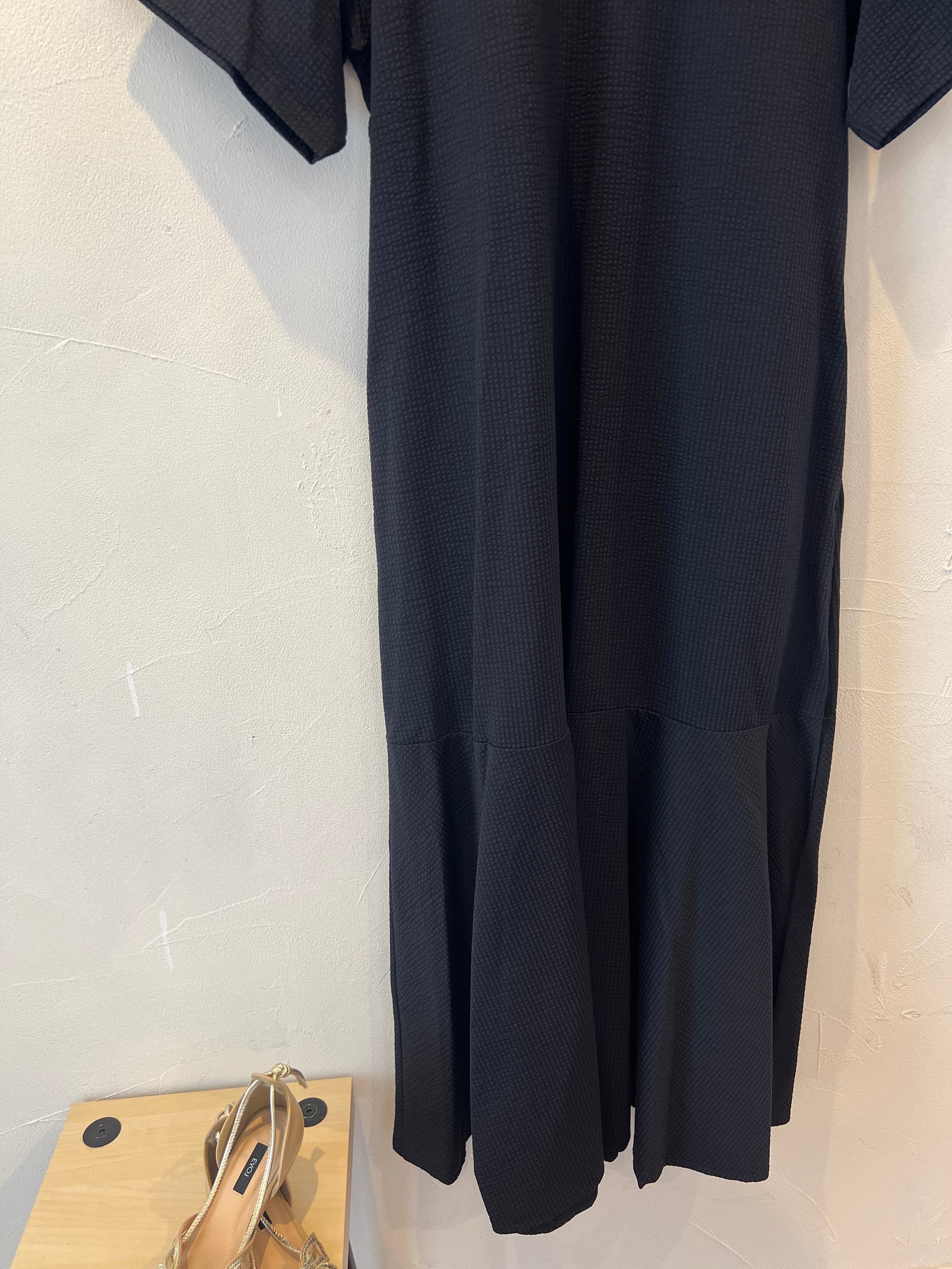 【LEMELANGE】サッカー素材半袖セミフレアーワンピース