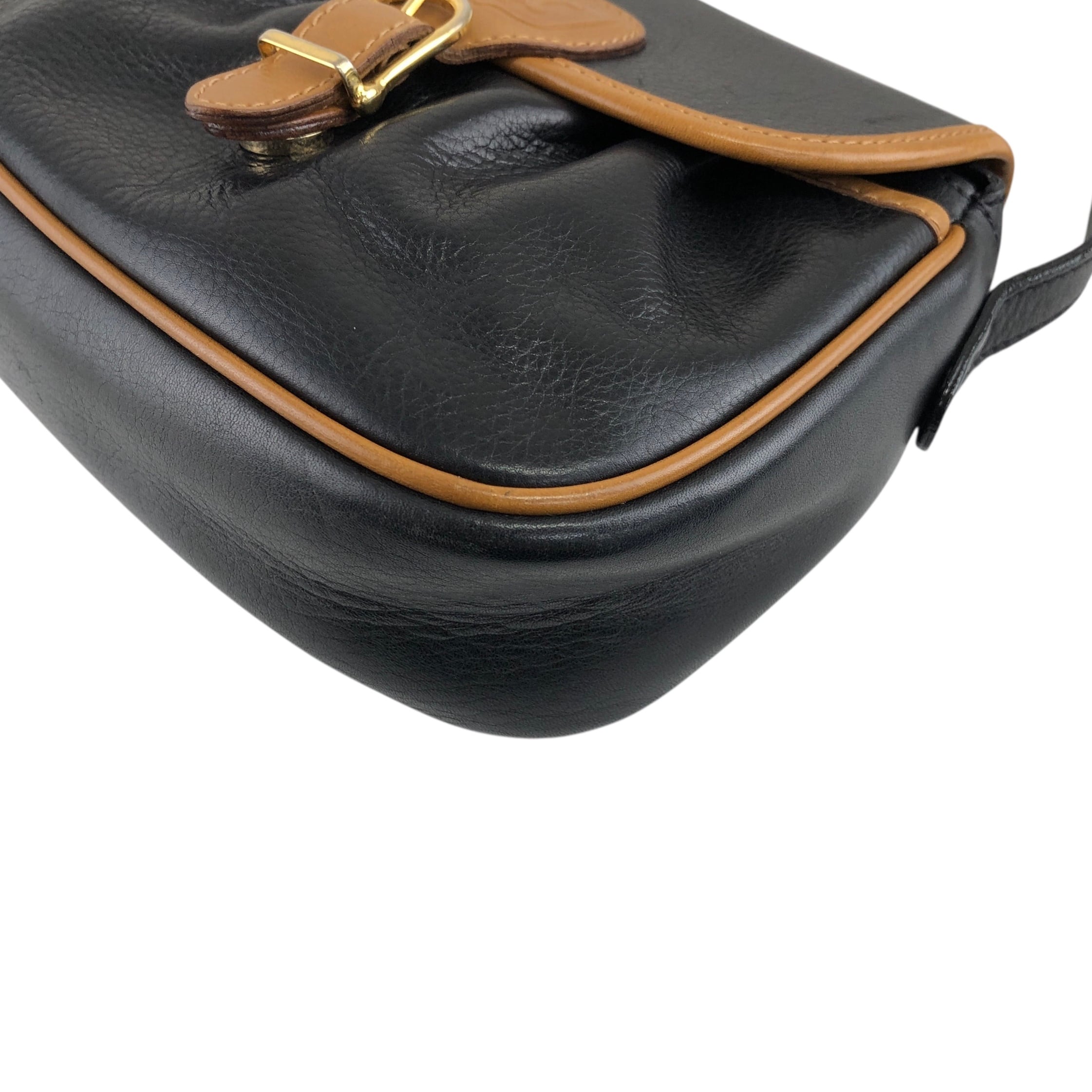 CELINE セリーヌ ショルダーバッグ ブラック ブラゾン型押し フロント