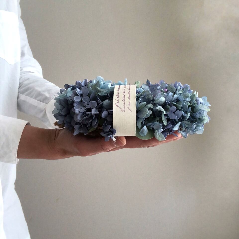 お花のリース*ブルー紫陽花Mサイズ | お花作家の店 良秋Ryosyu