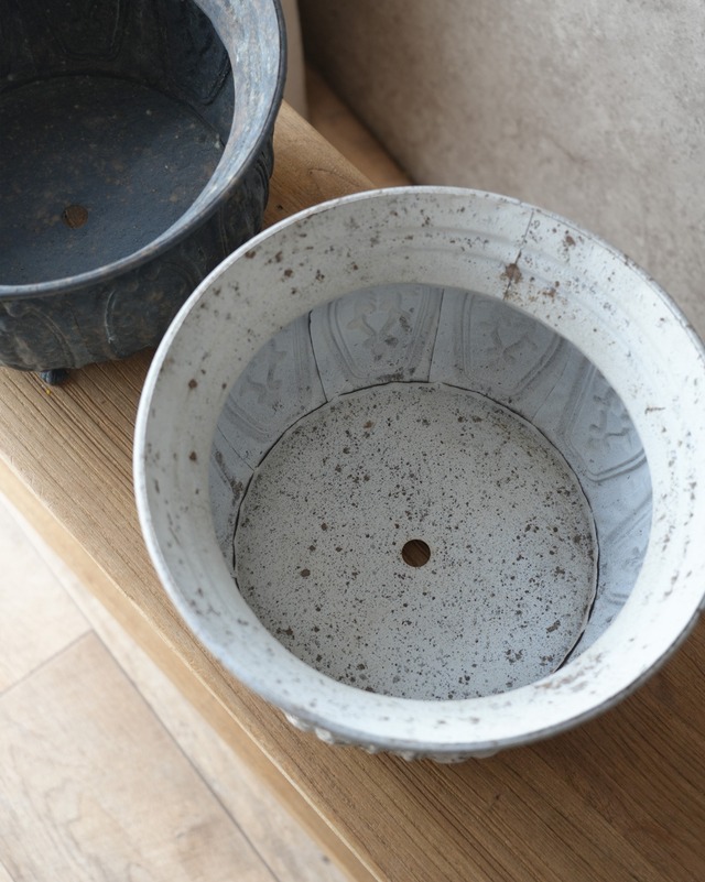 再入荷【ブリキ鉢】円形　アンティクデコレサークル　M 　φ25cm　