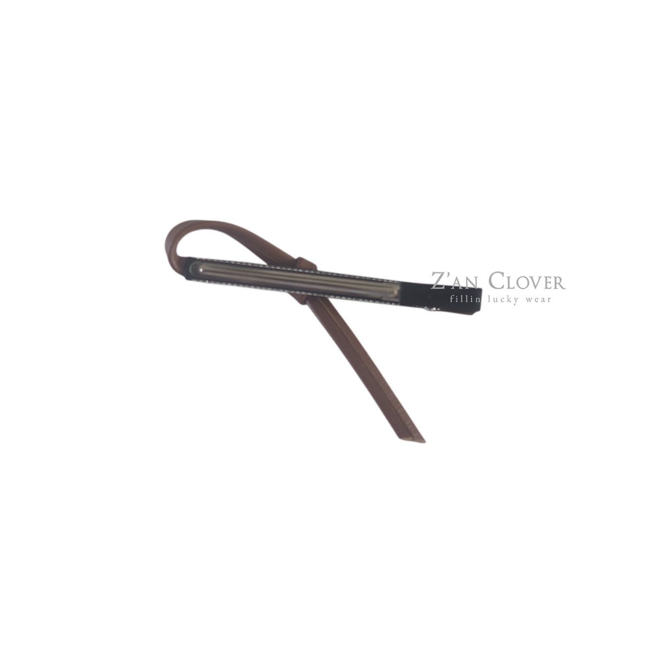 ZAN CLOVER［取寄］leather ribbon pin 26winter