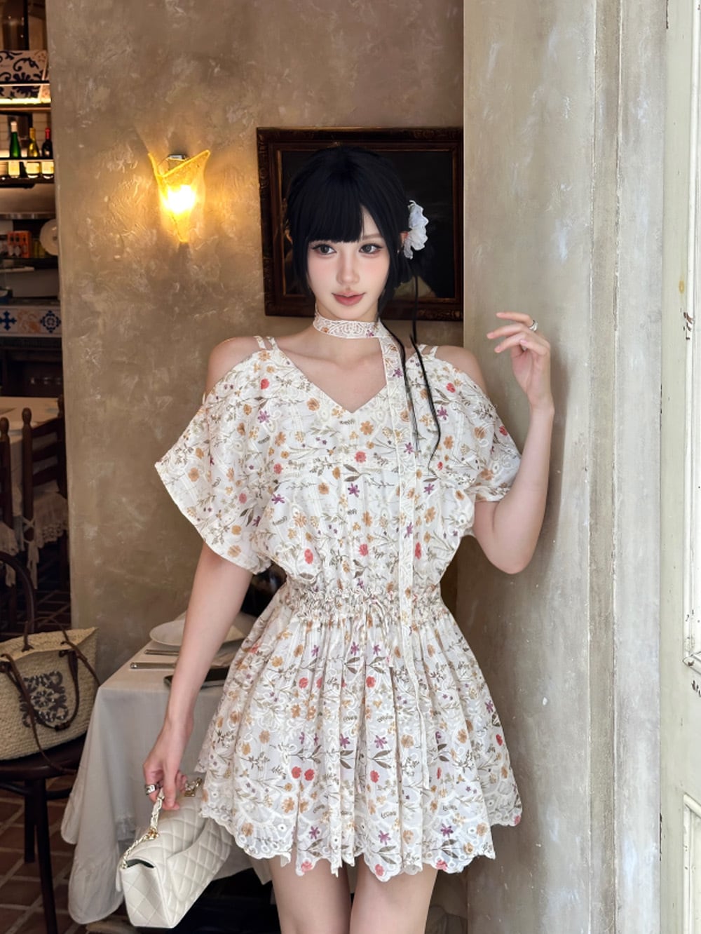 ネクタイアタッチフローラルパターンオフショルダーキャミソールミニワンピース