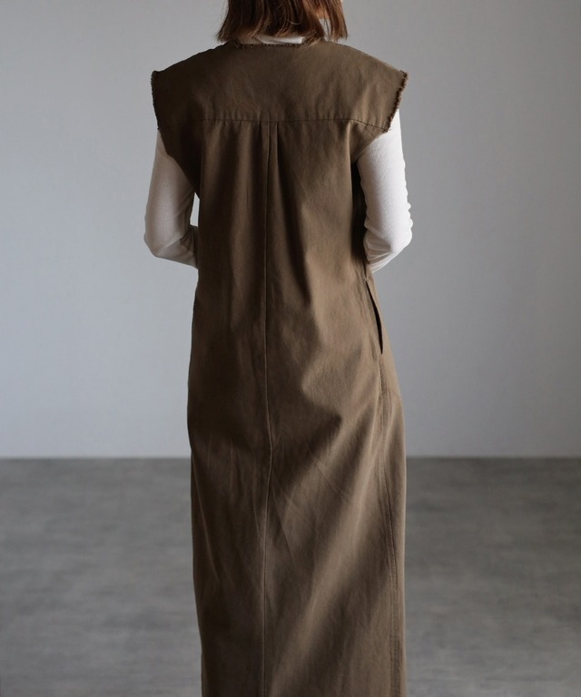 Vネックジレワンピース