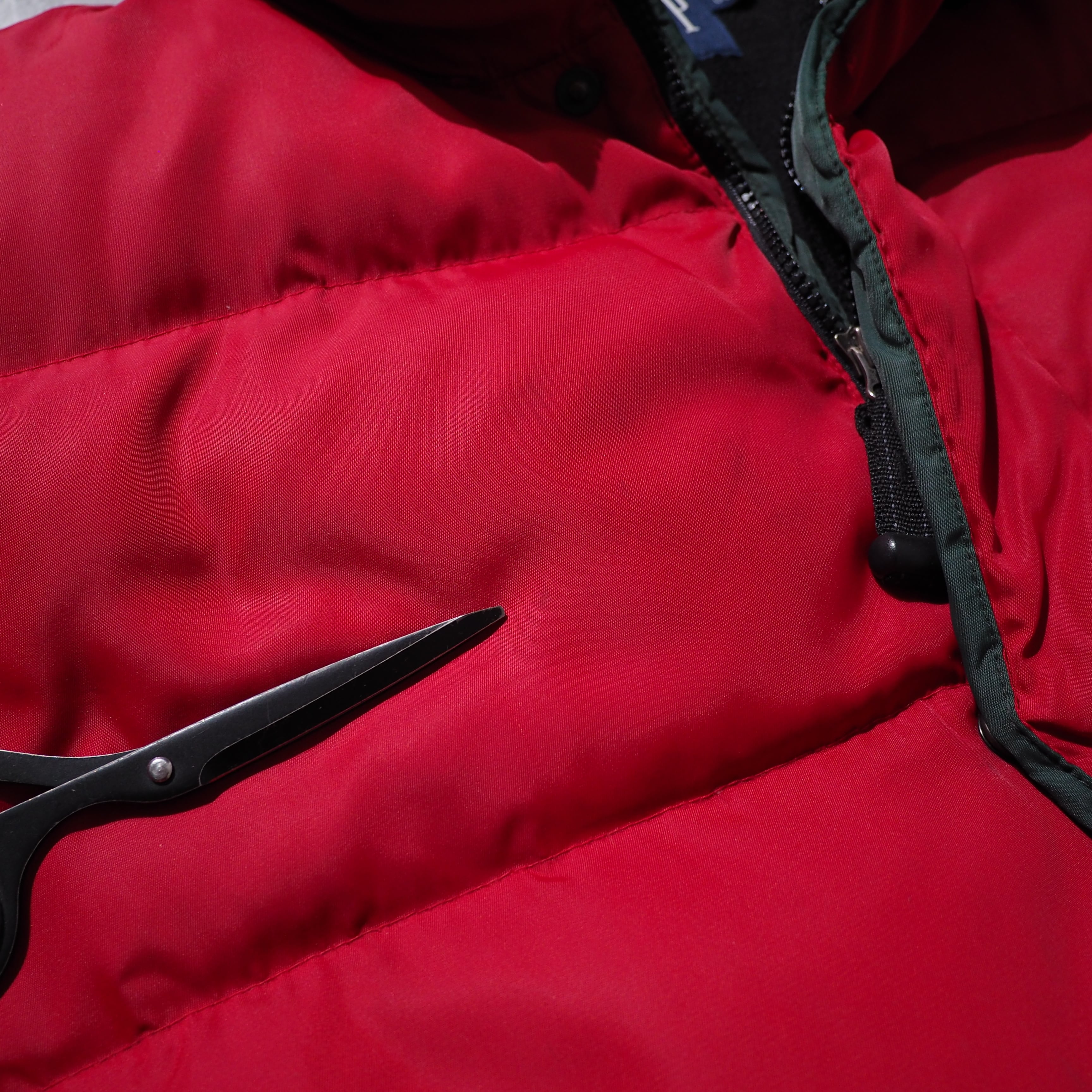 1990s ” Old GAP ” deep red color vintage loose silhouette full zip down jacket