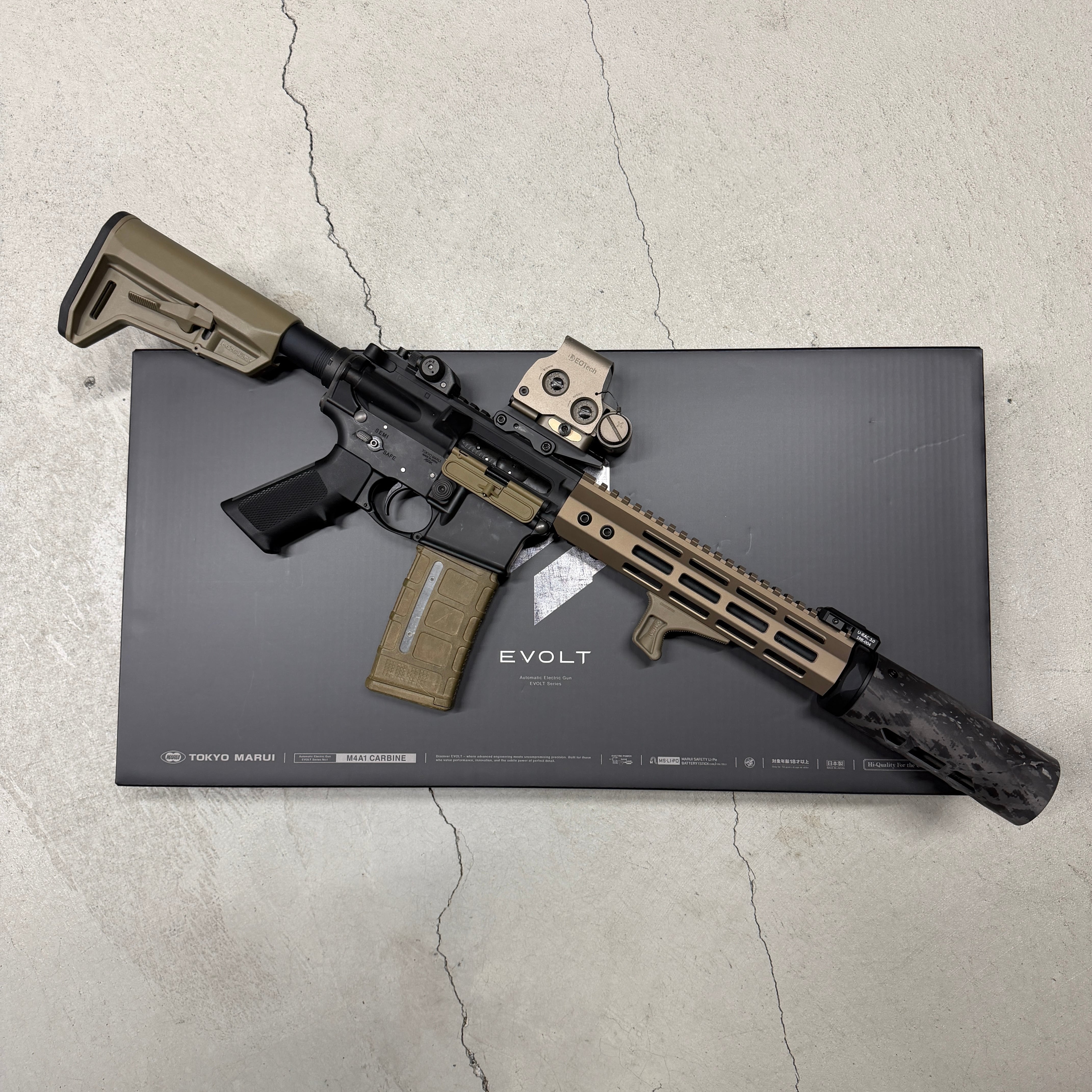 Airsoft Artisan】Stubborn Muleタイプ OCTAGONAL ハンドガード 9