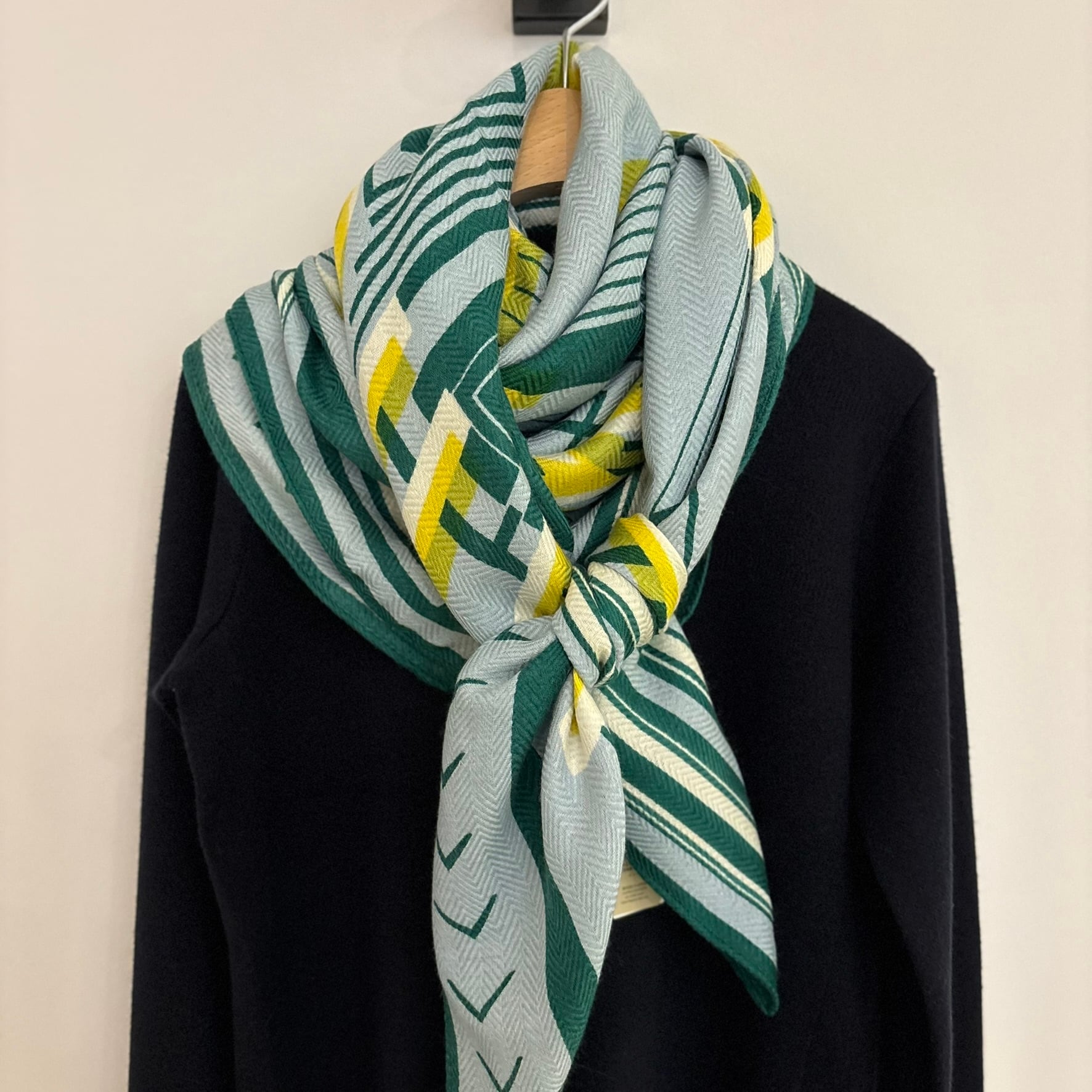 manipuri:7 ウール/シルク ストール (ポスター) ヘリンボーン織 120cm × 120cm