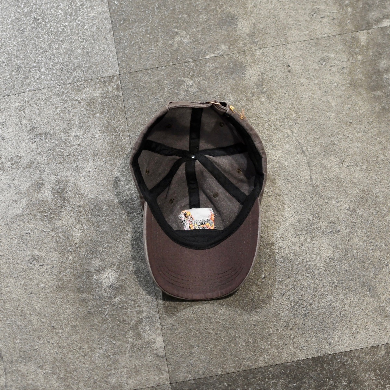 dog embroidery fade 6 panel cap
