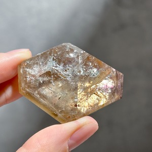 虹◎ゴイアス州クリスタリーナ産ドリームコートシトリン  フリーフォーム03◇ Dreamcoat Citrine ◇天然石・パワーストーン