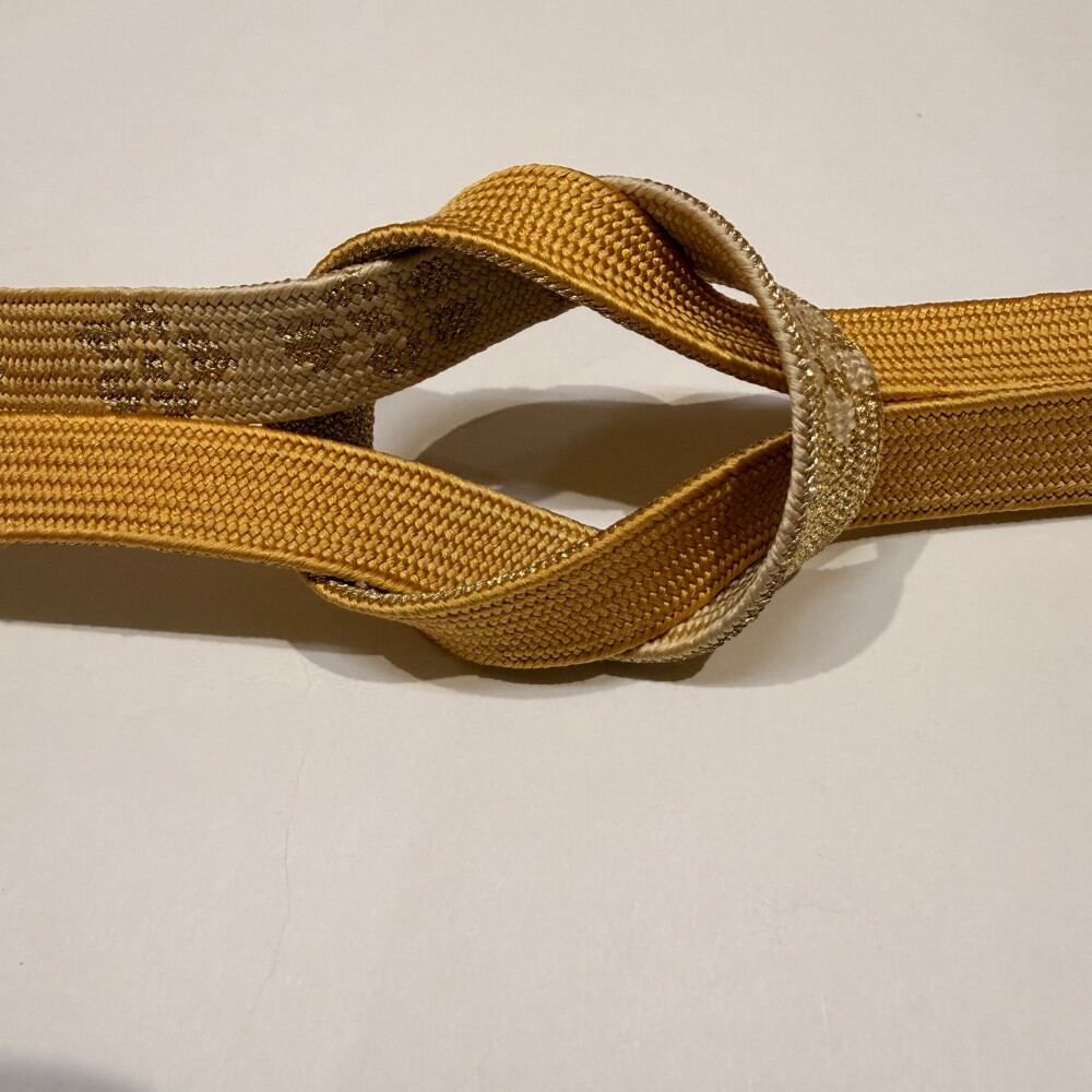 帯締め 新品 帯締め 帯〆 高麗組 手組み帯締め 平組 ベージュ 黄色 礼装用 訪問着 色無地 正絹 絹100% 和装小物 6531