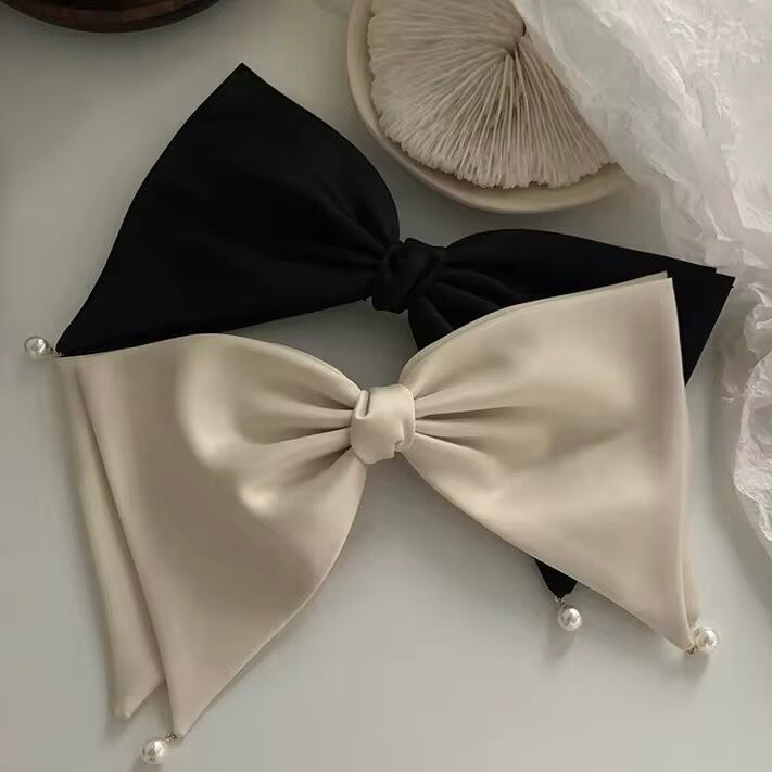 パール付きリボンバレッタ