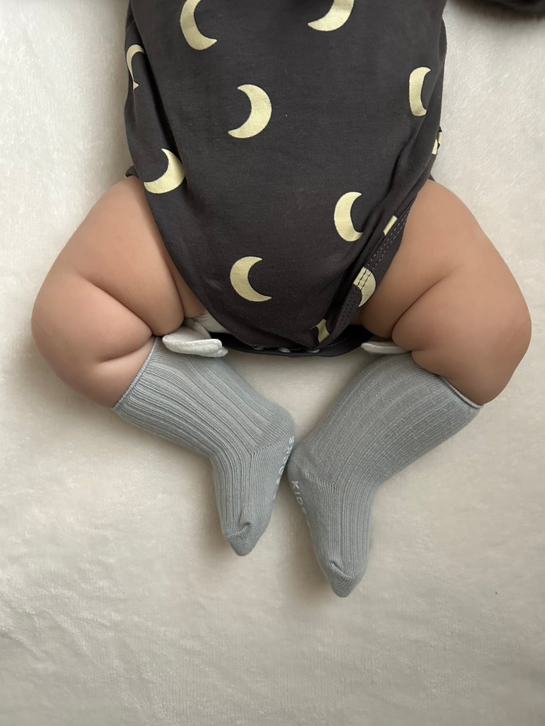 ムーンロンパース